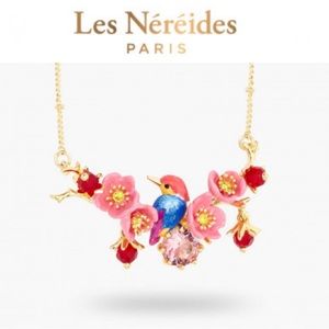 LES NEREIDES KINGFISHER AND PLUM BLOSSOM STATEMENT NECKLACE!